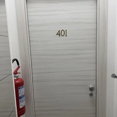 Station Affittacamere 4*