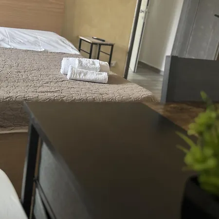 Station Affittacamere 4*