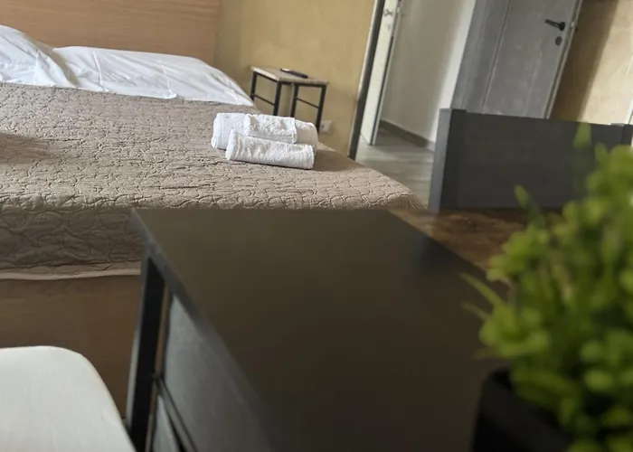 Station - H24 Affittacamere 4*